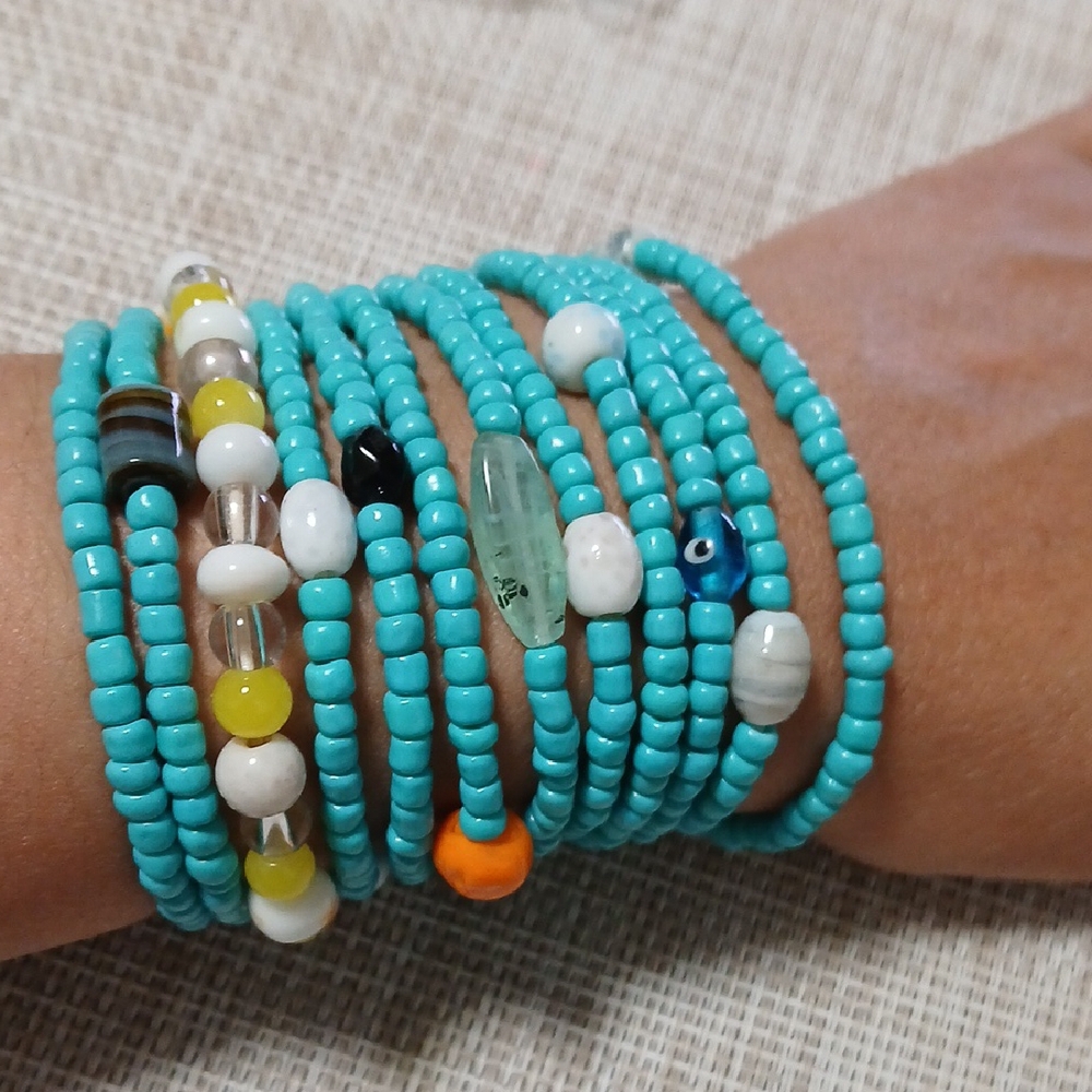 Stackable Bracelets.  Blue and White Multi-Strand Beaded Bracelet